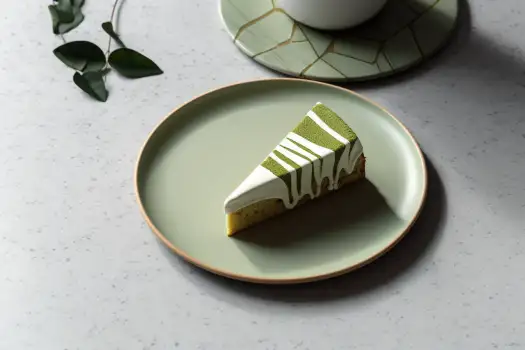 Matcha & White Chocolate Cake