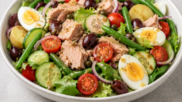 Tuna Nicoise Salad: Taste of Provence!