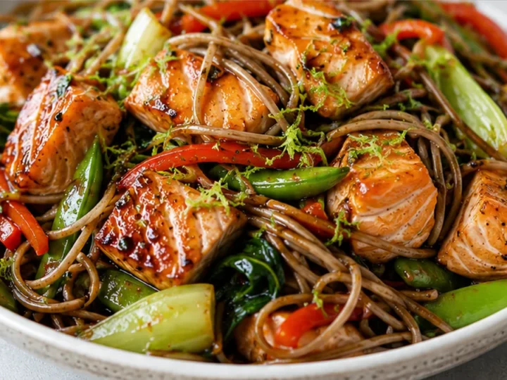 Honey Lime Salmon Stir-Fry: Quick & Zesty!